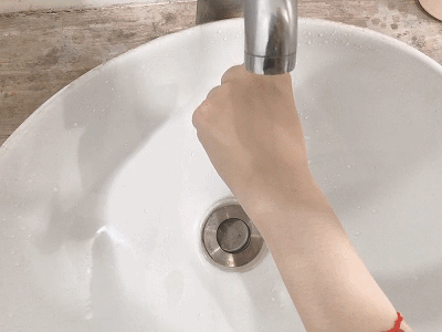 3款防水(shuǐ)超好(hǎo)的(de)妝品推薦!端午使勁嬉皮不(bù)花(huā)妝!5.gif 3款防水(shuǐ)超好(hǎo)的(de)妝品推薦!端午使勁嬉皮不(bù)花(huā)妝!5.gif